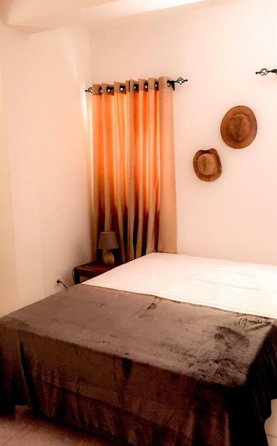 Fully Equipped 3-Bedroom Apt In Downtown Praia Exterior photo